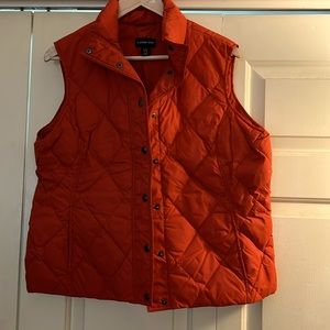 Lands End like new puffy vest